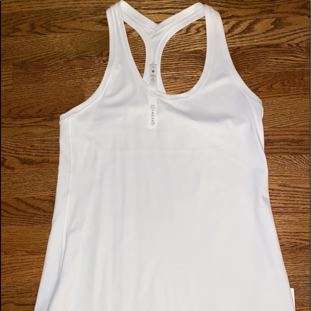 Lululemon tank top! NWT, it’s too big for me and I can’t return it!